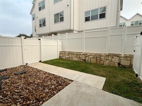 11534 Pastini Cir in Manchaca, TX - Building Photo - Building Photo