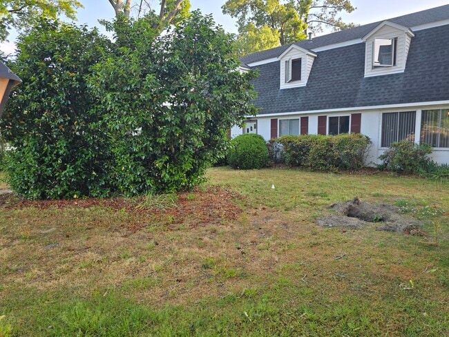 3613 River Rd, Unit 3613 B in Washington, NC - Building Photo - Building Photo