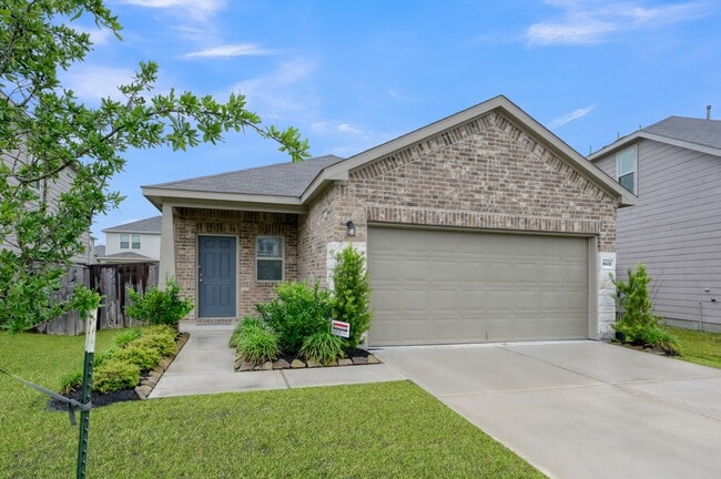 16435 Big Hickory Dr