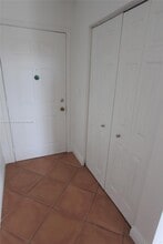 2321 NW 33rd St in Oakland Park, FL - Building Photo - Building Photo