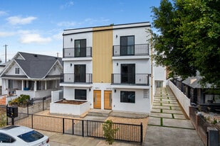 3207 W 18th St in Los Angeles, CA - Building Photo