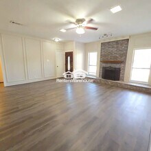2008 Espinosa Dr in Carrollton, TX - Building Photo - Building Photo