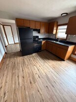 105 South St in Athol, MA - Building Photo