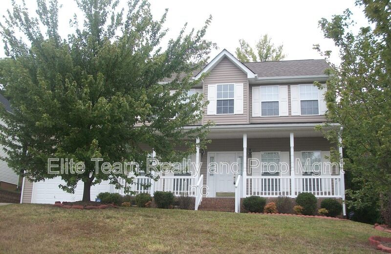 12217 Westbury Glen Ct in Charlotte, NC - Building Photo