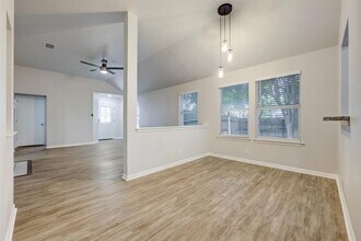 21100 Derby Day Ave in Pflugerville, TX - Building Photo - Building Photo