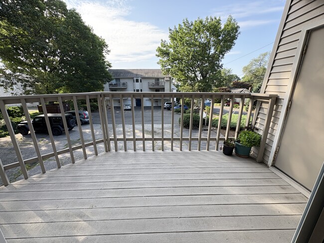 50 Overlook Ave in Fairfield, CT - Building Photo - Building Photo