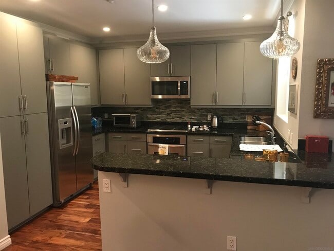 property at 3650 Fifth Ave