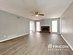 91 Stratford Dr in Douglasville, GA - Building Photo - Building Photo