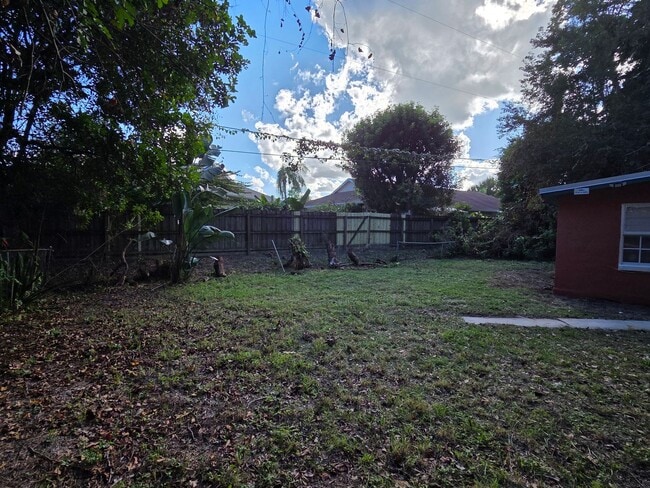 643 5th Pl SW in Vero Beach, FL - Building Photo - Building Photo