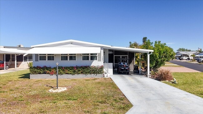 4680 Fiji Ln in Bonita Springs, FL - Building Photo - Building Photo