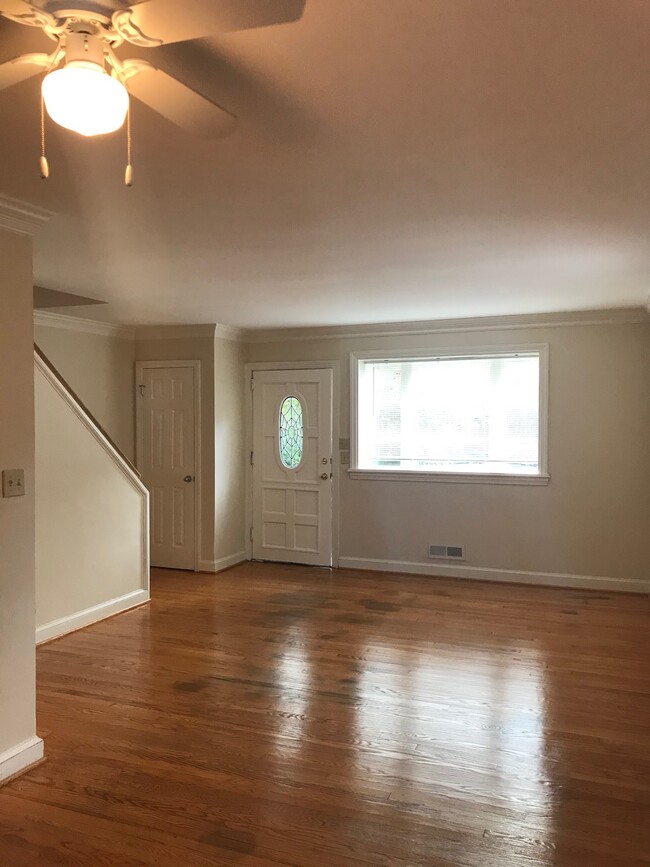 627 N Nelson St in Arlington, VA - Building Photo - Building Photo