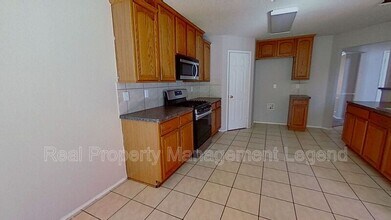 478 Clearbranch Dr in Lancaster, TX - Building Photo - Building Photo