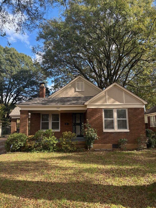 property at 542 S Greer St