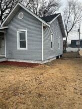 46 Eckhard Ave in Wood River, IL - Building Photo - Building Photo