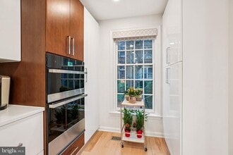 4353 Westover Pl NW in Washington, DC - Building Photo - Building Photo