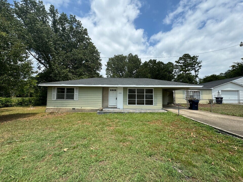 6905 Moreview Rd in Chattanooga, TN - Foto de edificio