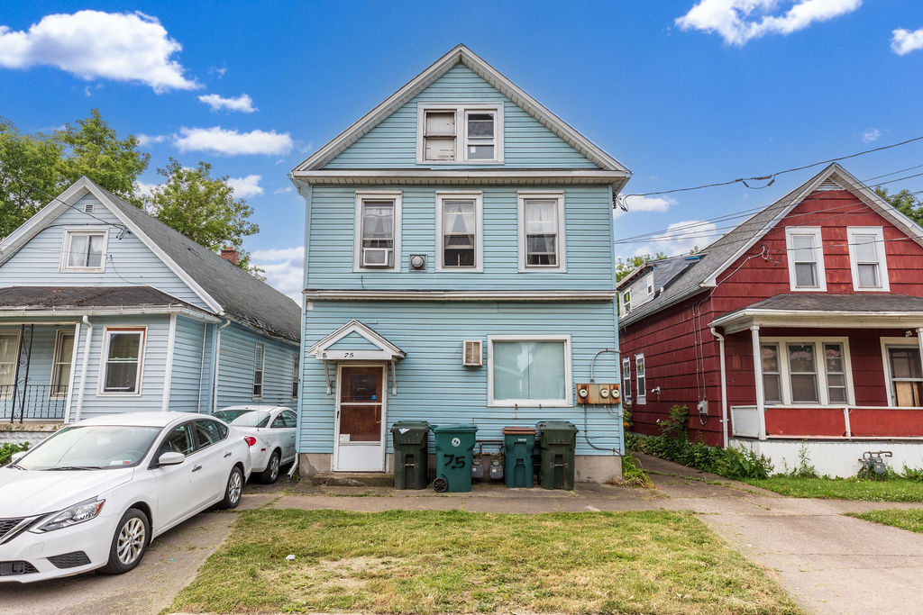 75 8th Ave in North Tonawanda, NY - Building Photo