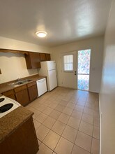 415 N 64th Pl-Unit -107 in Mesa, AZ - Building Photo - Building Photo