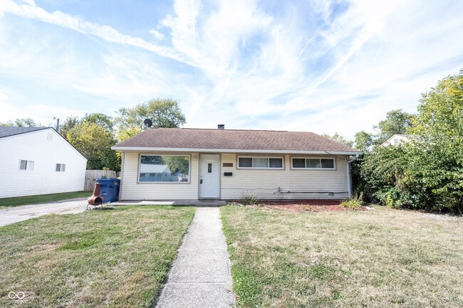 4840 Leone Dr in Lawrence, IN - Building Photo - Building Photo