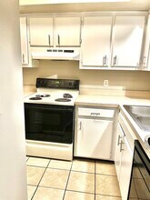 597 Delzan Pl in Lexington, KY - Foto de edificio - Building Photo