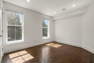 12 Mohawk St, Unit 3 in Boston, MA - Building Photo - Building Photo