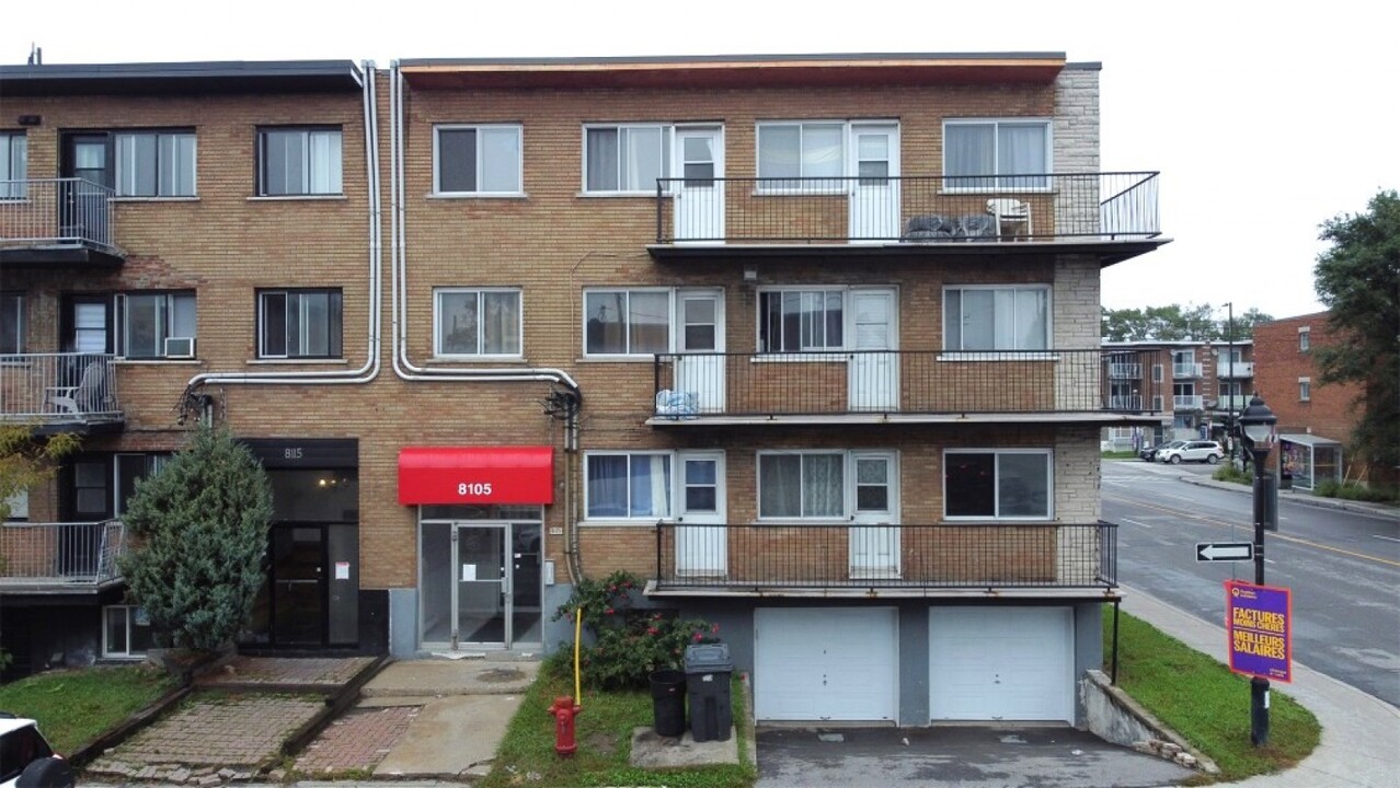 8105 De Bordeaux Rue in Montréal, QC - Building Photo