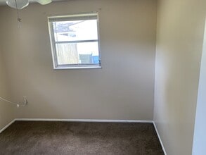 1213 Mook St in Brandon, FL - Building Photo - Building Photo