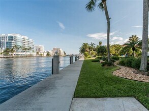 888 Intracoastal Dr in Fort Lauderdale, FL - Foto de edificio - Building Photo