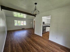 677 Peach Tree Ln in Erlanger, KY - Building Photo - Building Photo