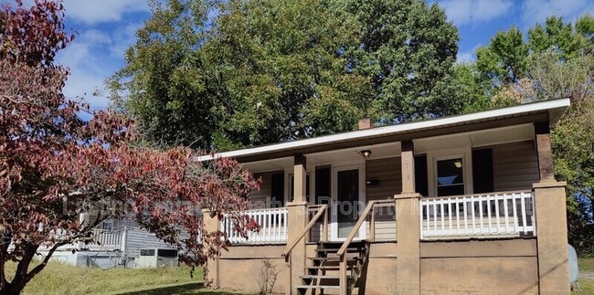 2713 Old Greensboro Rd in Winston-Salem, NC - Building Photo - Building Photo