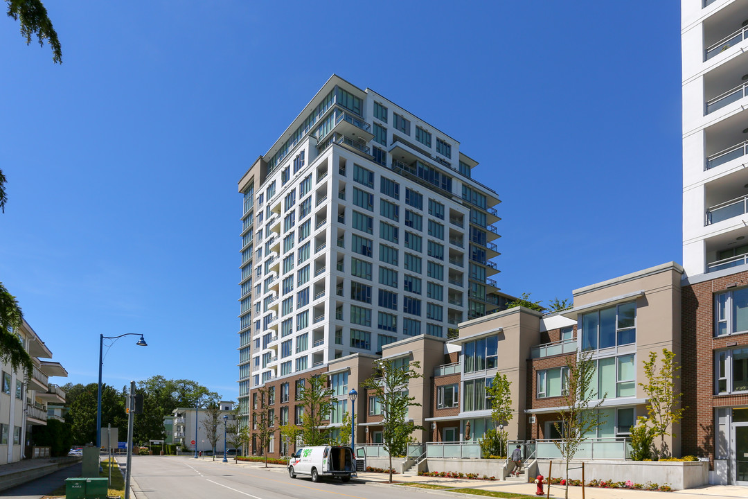 Park Residences in Richmond, BC - Building Photo