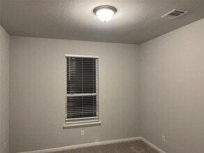 316 McLintock Rd in Jarrell, TX - Building Photo - Building Photo