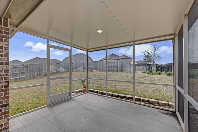 15702 Rosemary Hl Ln