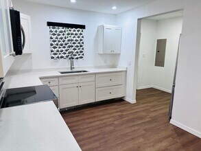 329 NE 2nd St in Williston, FL - Building Photo - Building Photo