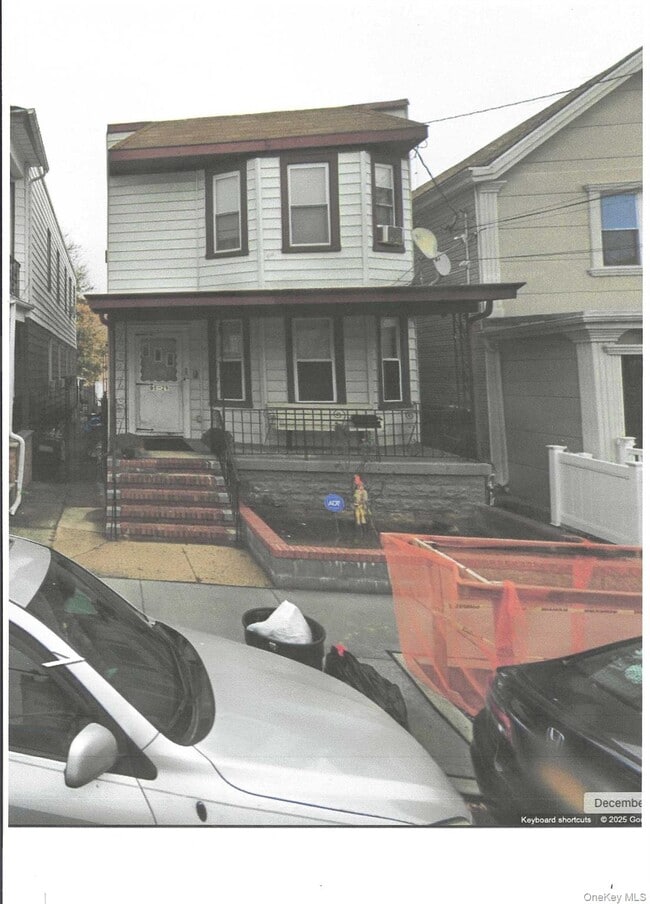 property at 95-29-95112 112th St