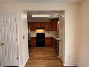 342 Cottonwood Creek Cir in Canton, GA - Foto de edificio - Building Photo