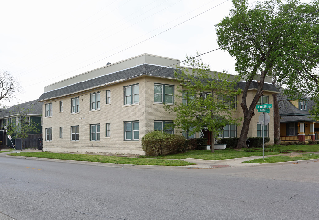 4422 Sycamore St in Dallas, TX - Foto de edificio