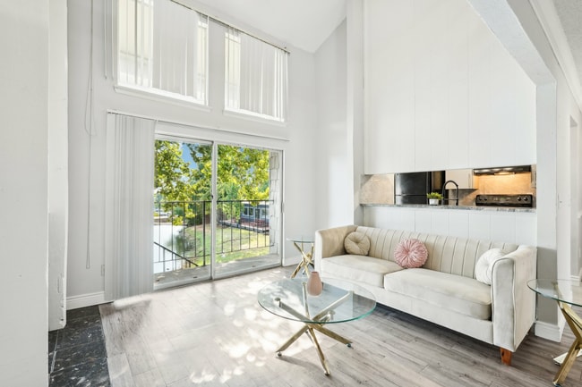 5560 Medical Center Apartments