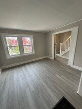 1120 Sterling Ave in Marcus Hook, PA - Foto de edificio - Building Photo
