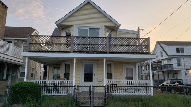 113 Winthrop Shore Dr, Unit 1, Unit 1