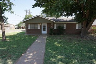 5416 36th St in Lubbock, TX - Building Photo