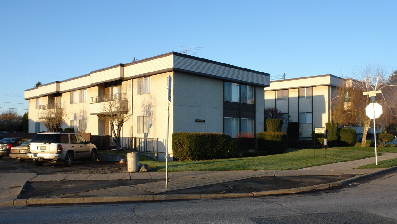 2711-2715 W Euclid Ave in Spokane, WA - Foto de edificio