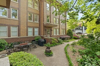 2242 Arlington Ave S, Unit Mayfair #5 in Birmingham, AL - Foto de edificio - Building Photo