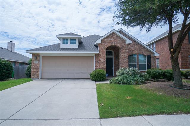property at 1424 Canary Dr