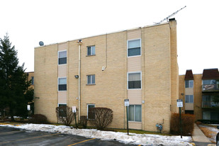 772 Piper Ln Apartments