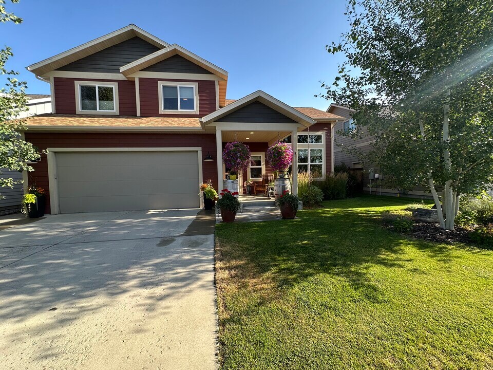 2931 Autumn Grove St in Bozeman, MT - Building Photo