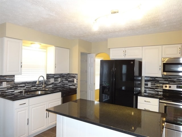 5116 Sand Ct in Groveport, OH - Building Photo - Building Photo