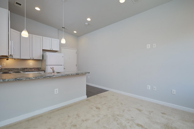 923 Silver Spring Ave in Silver Spring, MD - Building Photo - Building Photo