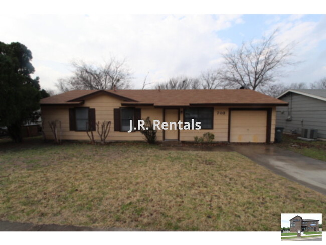 703 Traci Dr in Copperas Cove, TX - Building Photo - Building Photo