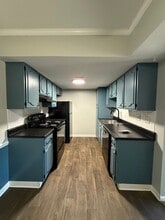 Stratford West Apartments in Wichita, KS - Foto de edificio - Interior Photo